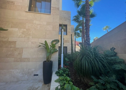 Apartamento en venta en La Quinta, Benahavis
