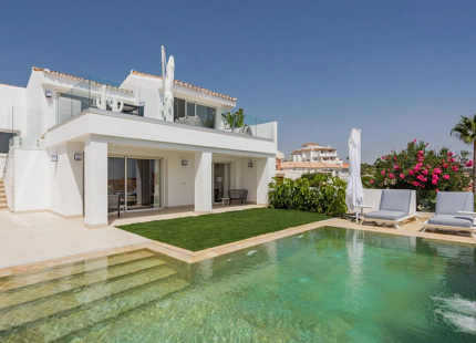 Villa en venta en Estepona