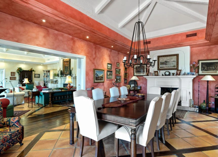 Villa for sale in Benahavis
