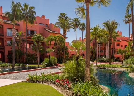 Ático en venta en Cabo Bermejo, Estepona Este
