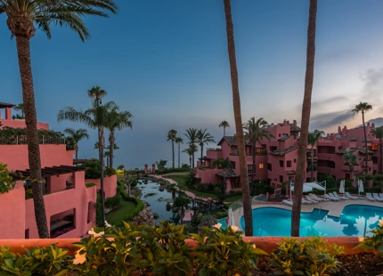 Ático en venta en Cabo Bermejo, Estepona Este