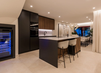 Ático en venta en Cabo Bermejo, Estepona Este