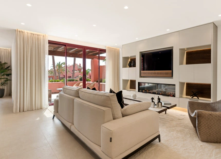 Ático en venta en Cabo Bermejo, Estepona Este