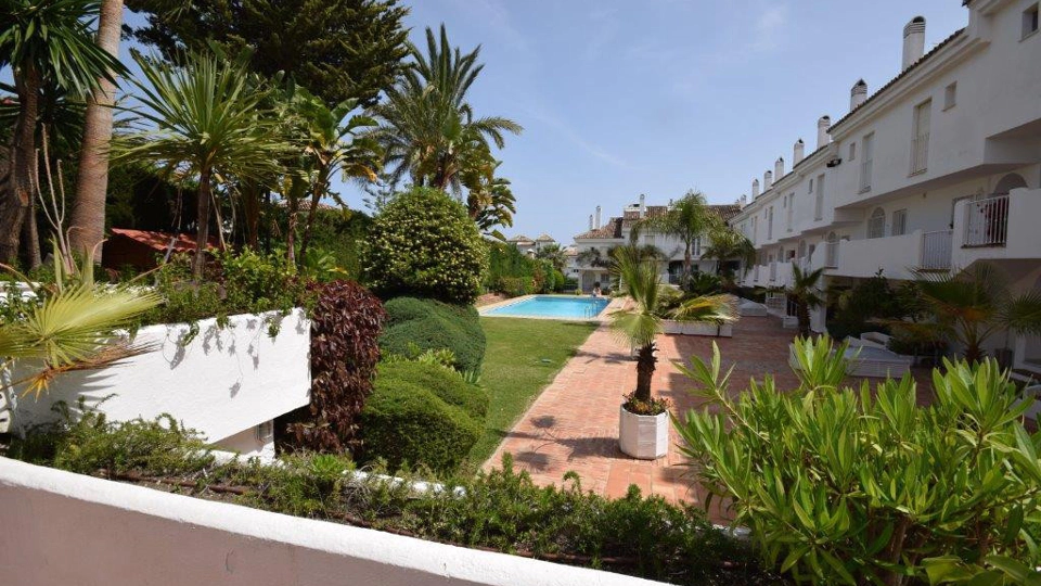 Apartamento Planta Baja en alquiler a corta temporada en Nueva Andalucia, Marbella