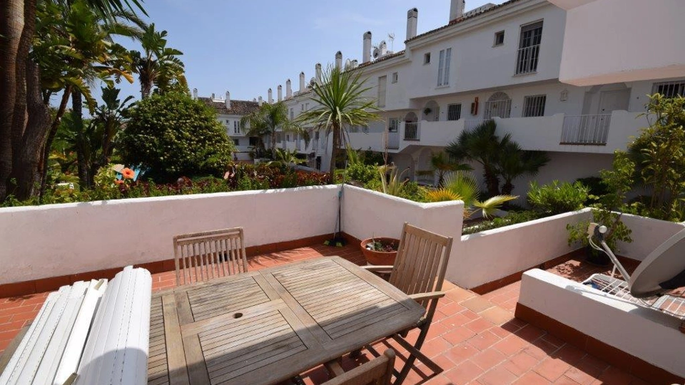 Apartamento Planta Baja en alquiler a corta temporada en Nueva Andalucia, Marbella