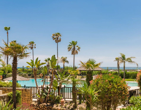Ground Floor Apartment for sale in New Golden Mile, Estepona East