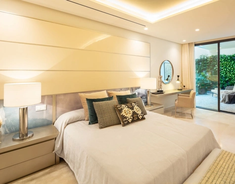 Villa en venta en Nueva Andalucia, Marbella
