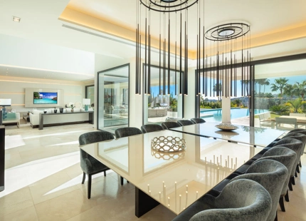 Villa for sale in Nueva Andalucia, Marbella
