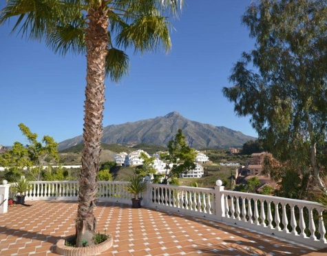 Villa for short term rent in Nueva Andalucia, Marbella