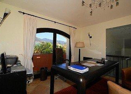 Villa for long term rent in Marbella Golden Mile