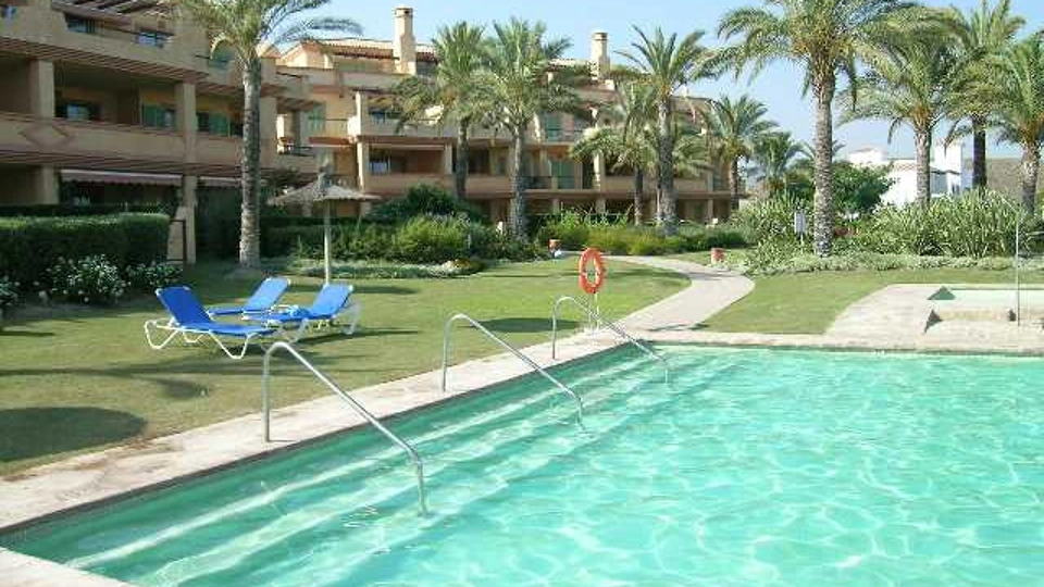 Penthouse for long term rent in Benahavis