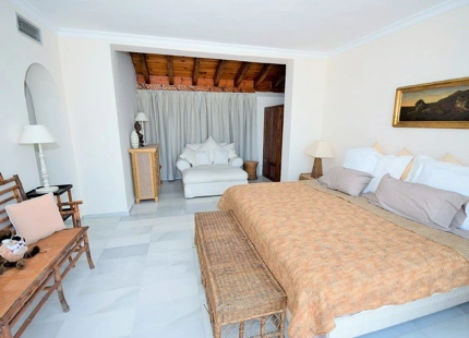 Penthouse for short term rent in Alcazaba Beach, Estepona East