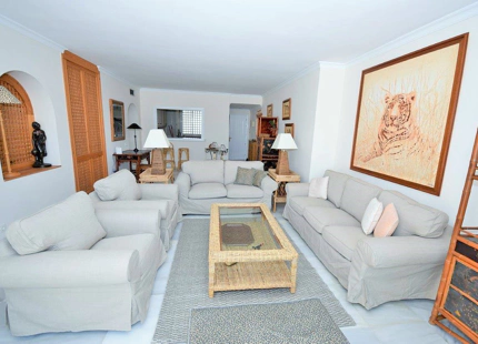 Penthouse for short term rent in Alcazaba Beach, Estepona East