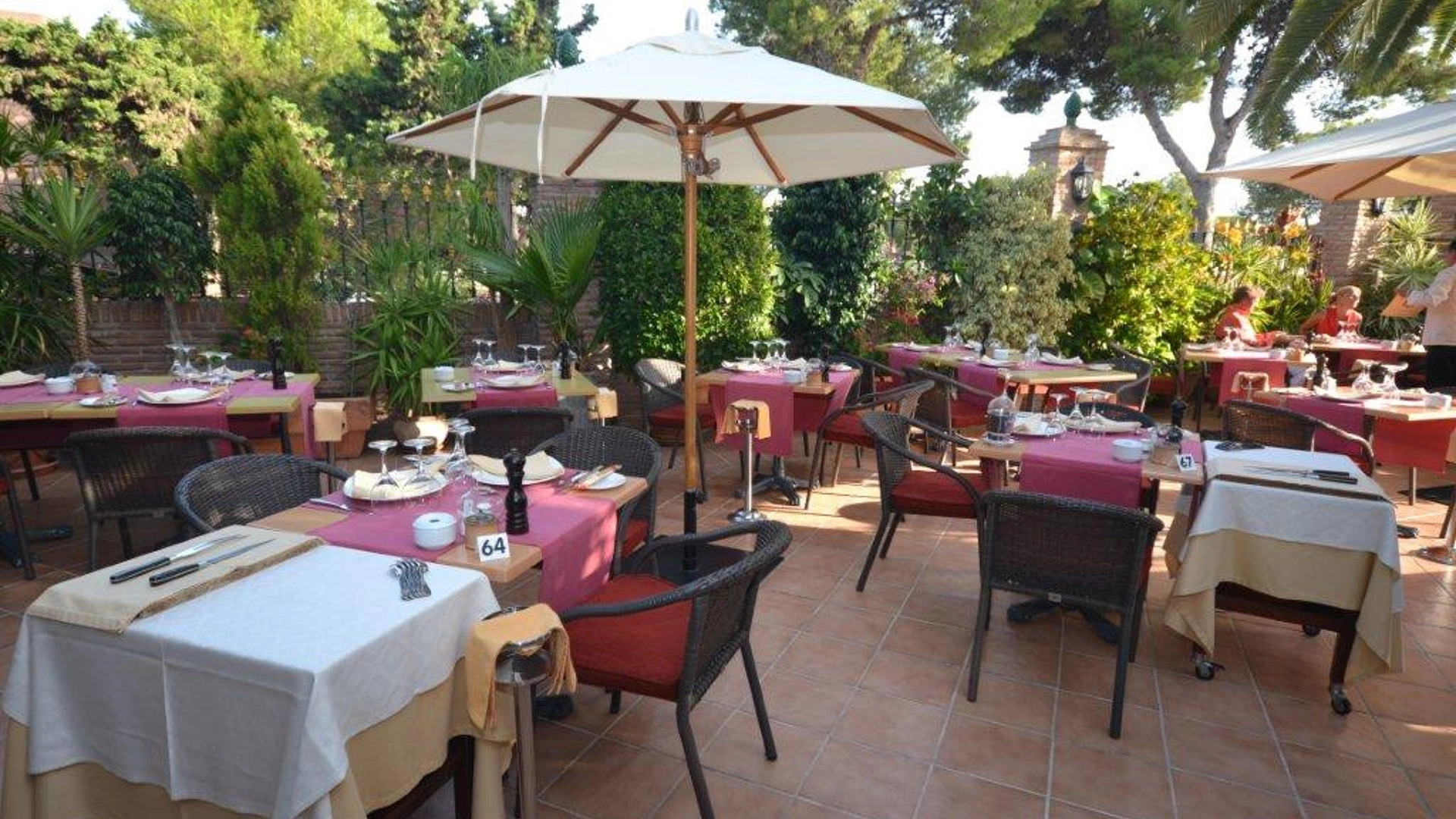 Bar for sale in Benavista, Estepona East