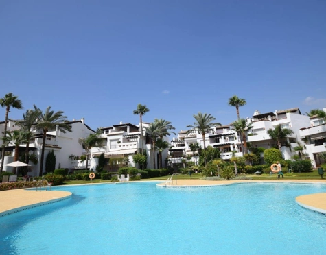 Apartment for sale in Costalita, Estepona East
