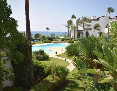 Apartment for sale in Costalita, Estepona East