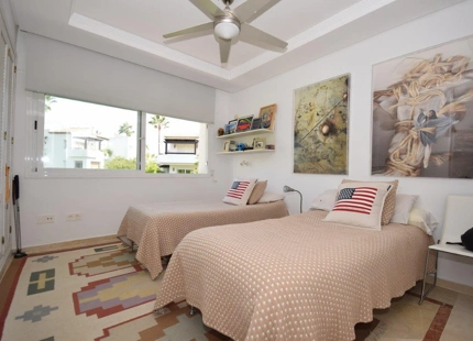 Apartamento en venta en Costalita, Estepona Este