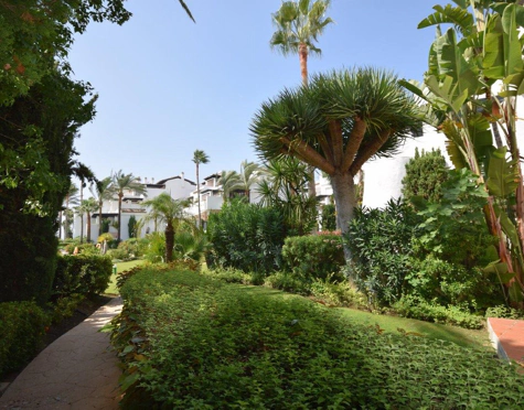 Apartment for sale in Costalita, Estepona East