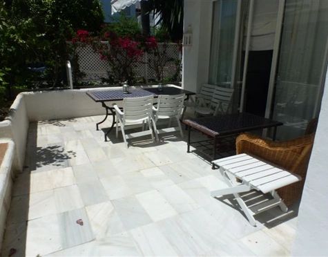 Ground Floor Apartment for short term rent in Estepona