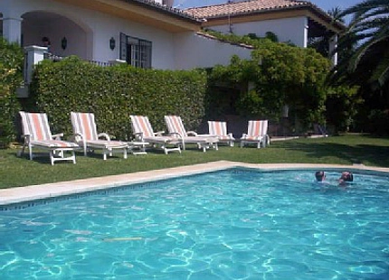 Villa for short term rent in Nueva Andalucia, Marbella