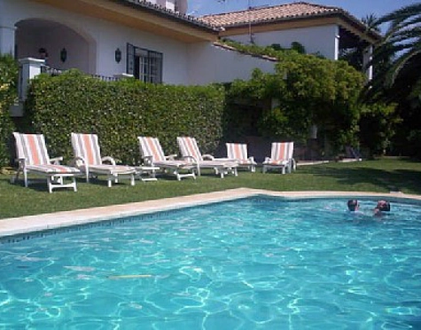 Villa for short term rent in Nueva Andalucia, Marbella