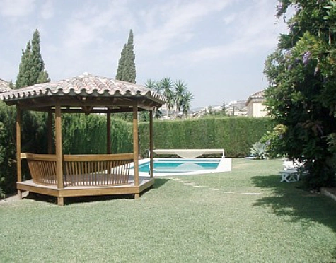 Villa for short term rent in Nueva Andalucia, Marbella