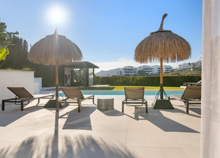 CHARMING 6-BEDROOM VILLA FOR SALE IN BENAHAVÍS WITH STUNNING VIEWS