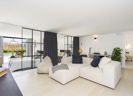 CHARMING 6-BEDROOM VILLA FOR SALE IN BENAHAVÍS WITH STUNNING VIEWS