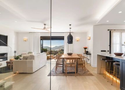 CHARMING 6-BEDROOM VILLA FOR SALE IN BENAHAVÍS WITH STUNNING VIEWS