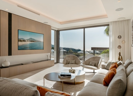 EXCEPTIONAL VILLA WITH IMPRESSIVE FEATURES IN LA ZAGALETA