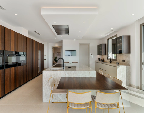 Villa for sale in La Zagaleta, Benahavis