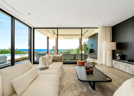 EXQUISITE VILLA WITH PREMIUM AMENITIES FOR SALE IN LOS FLAMINGOS GOLF