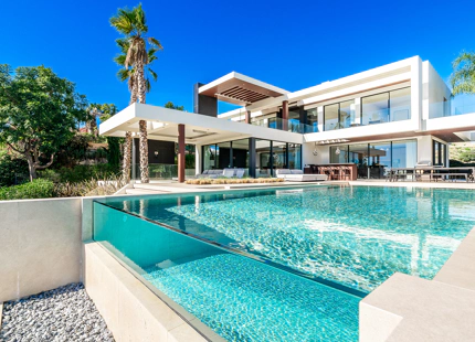 EXQUISITE VILLA WITH PREMIUM AMENITIES FOR SALE IN LOS FLAMINGOS GOLF