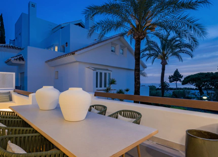 EXQUISITE 3-BEDROOM APARTMENT FOR SALE IN MARBELLA