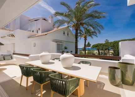 EXQUISITE 3-BEDROOM APARTMENT FOR SALE IN MARBELLA