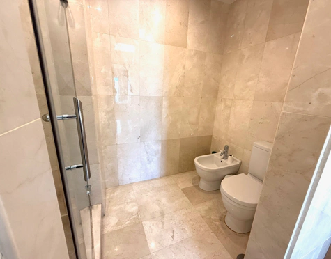 Penthouse for sale in Alcazaba Beach, Estepona East