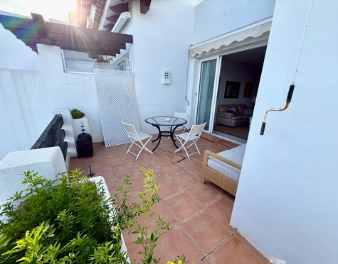 Penthouse for sale in Alcazaba Beach, Estepona East