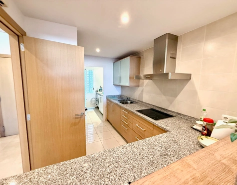 Penthouse for sale in Alcazaba Beach, Estepona East