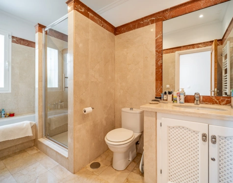 Villa for sale in Sierra Blanca Country Club, Istan
