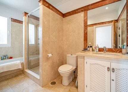 Villa en venta en Sierra Blanca Country Club, Istán