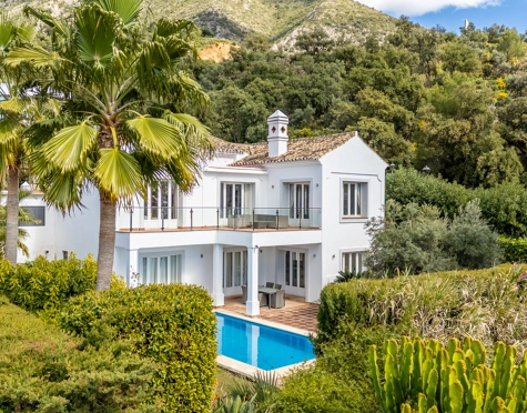 Villa for sale in Sierra Blanca Country Club, Istan