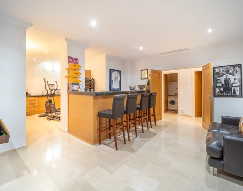 Villa for sale in Sierra Blanca Country Club, Istan