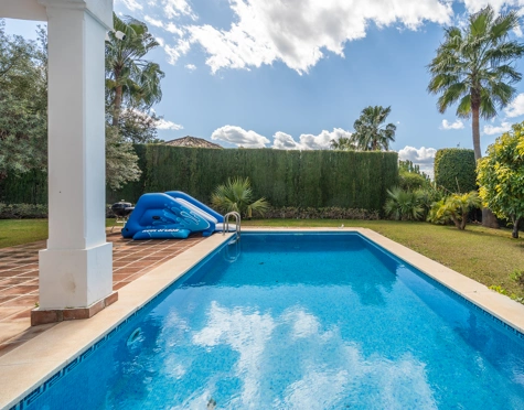 Villa for sale in Sierra Blanca Country Club, Istan