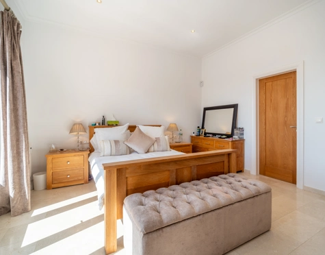 Villa for sale in Sierra Blanca Country Club, Istan