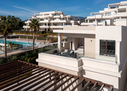 EXQUISITE FRONTLINE BEACH 4-BEDROOM VILLA IN THE NEW GOLDEN MILE