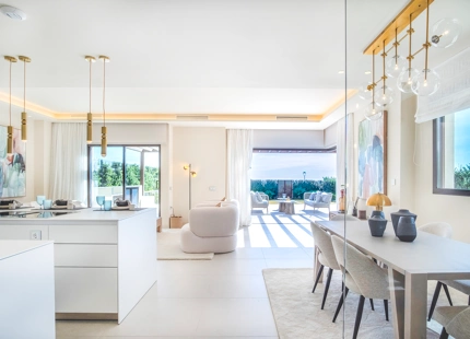 EXQUISITE FRONTLINE BEACH 4-BEDROOM VILLA IN THE NEW GOLDEN MILE