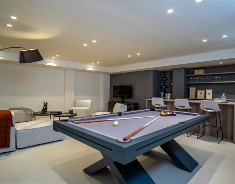 Villa for sale in New Golden Mile, Estepona East