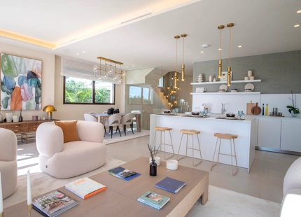 EXQUISITE FRONTLINE BEACH 4-BEDROOM VILLA IN THE NEW GOLDEN MILE