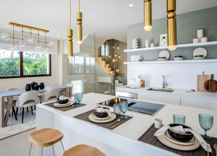 EXQUISITE FRONTLINE BEACH 4-BEDROOM VILLA IN THE NEW GOLDEN MILE