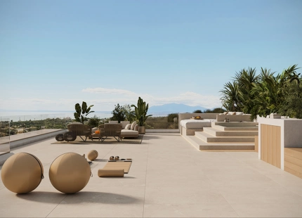 LUXURIOUS 5-BEDROOM VILLA WITH STUNNING AMENITIES IN MARBELLA EAST